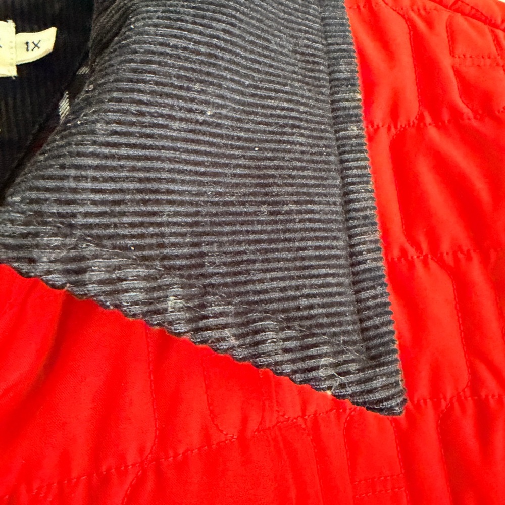 TOMMY HILFIGER Women’s Red Quilted Barn Jacket Black Corduroy Collar Sz 1X - Picture 3 of 8